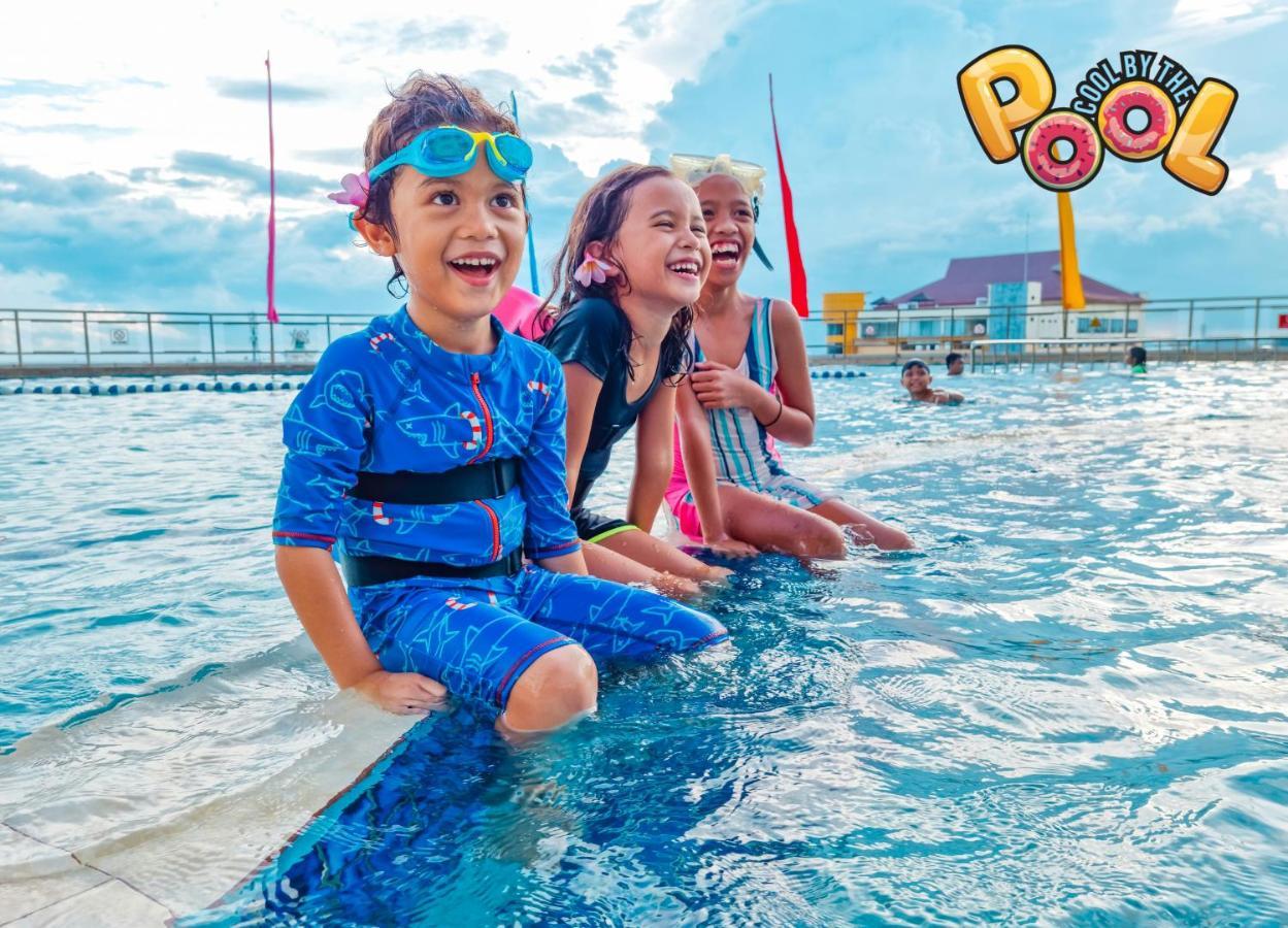 Novotel Balikpapan Экстерьер фото
